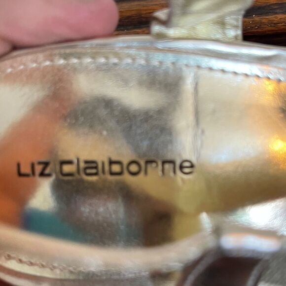Liz Claiborne Gold Heels - Picture 4 of 9